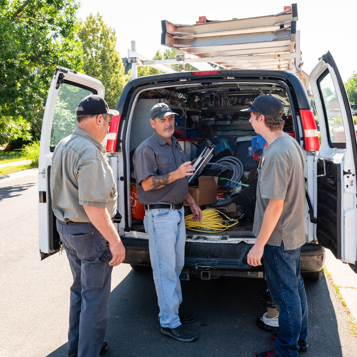Electrician Guys Chandler business image